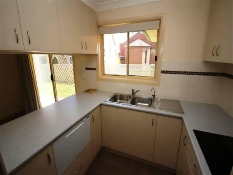 Third view of Homely house listing, 9/65-67 Scott Street, Tenterfield NSW 2372