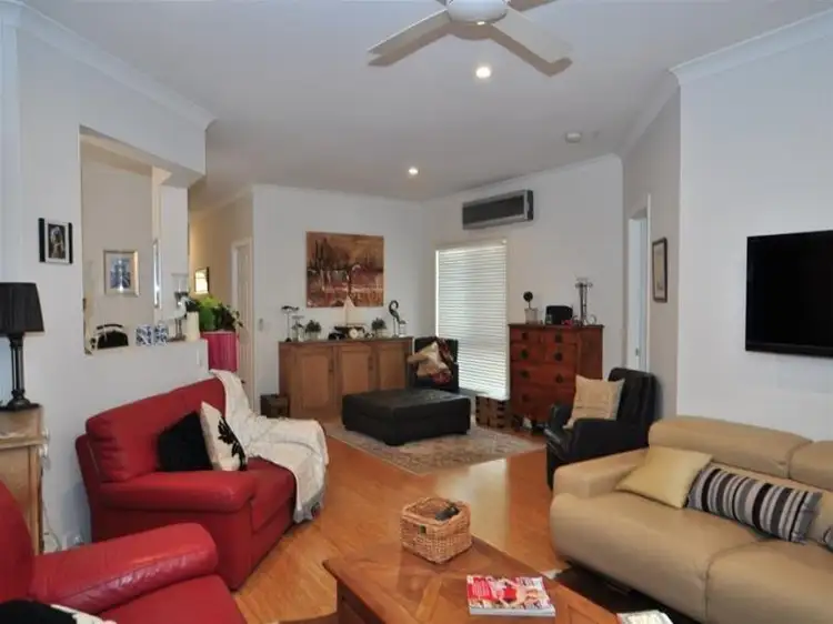Fifth view of Homely house listing, 4 Steyning Court, Arundel QLD 4214