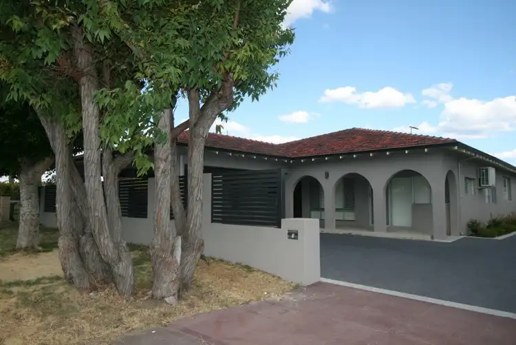 1 Colwyn Road, Bayswater WA 6053