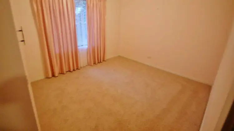 Fifth view of Homely house listing, 1/80 Russell St, Deniliquin NSW 2710