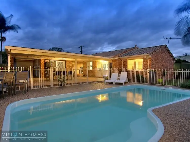 75 Parkroyal Cres, Regents Park QLD 4118