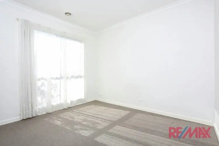 Fourth view of Homely unit listing, 1/8 Oakwood Avenue, Dandenong North VIC 3175
