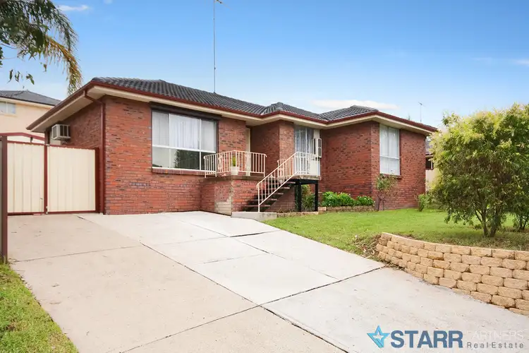 16 Crowle Rd, South Penrith NSW 2750