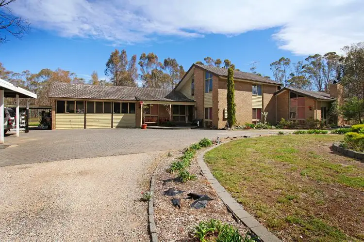 453 Long Forest Road, Bacchus Marsh VIC 3340