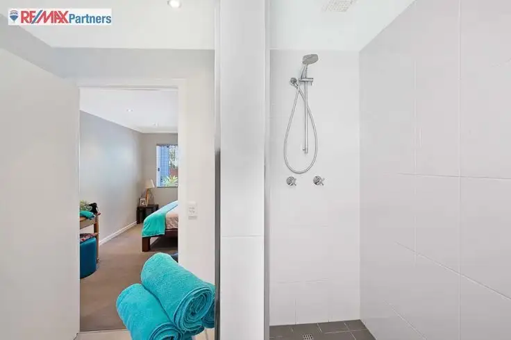 Sixth view of Homely house listing, 10 Seaview Court, Dundowran QLD 4655