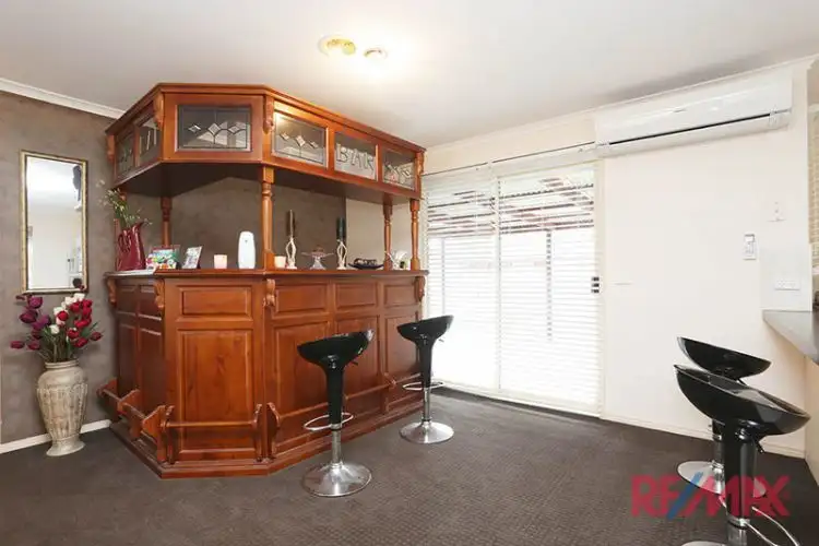 Sixth view of Homely house listing, 5 Ironbark Close, Hampton Park VIC 3976