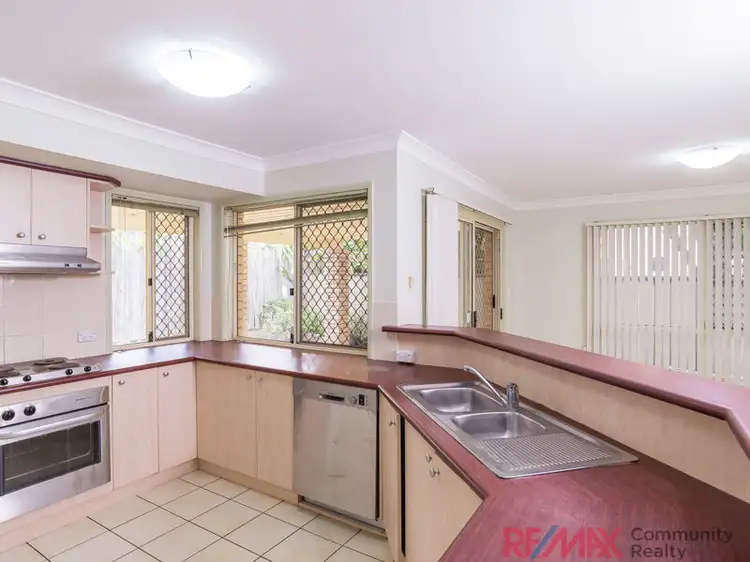 Fifth view of Homely house listing, 7 Jade Close, Robertson QLD 4109