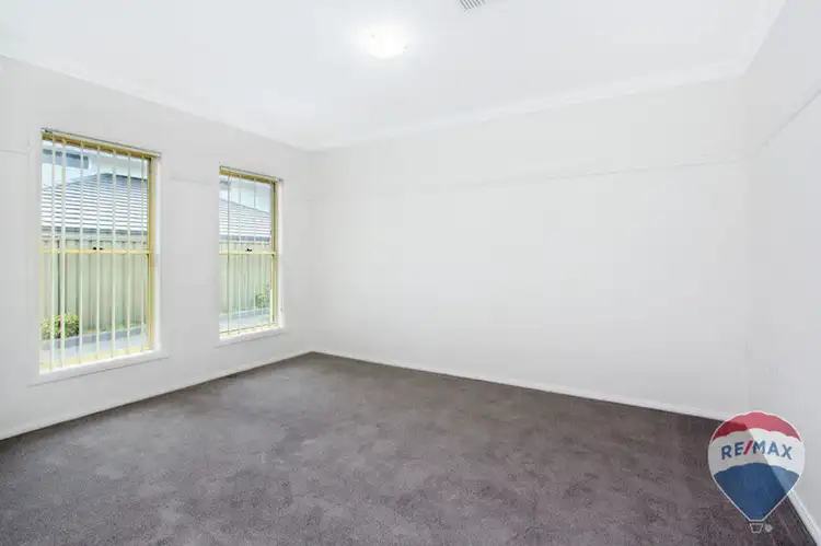 Fourth view of Homely villa listing, 4/12 Jamieson Street, Emu Plains NSW 2750