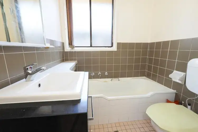 Fifth view of Homely house listing, 10 Kipling Drive, Colyton NSW 2760