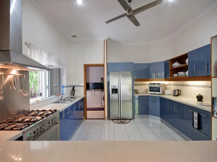 11 Mangosteen Close, Smithfield QLD 4878