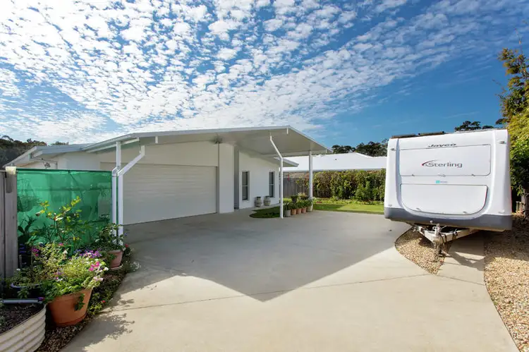 Fourth view of Homely house listing, 19 Green Bluff Rd, Sapphire Beach NSW 2450