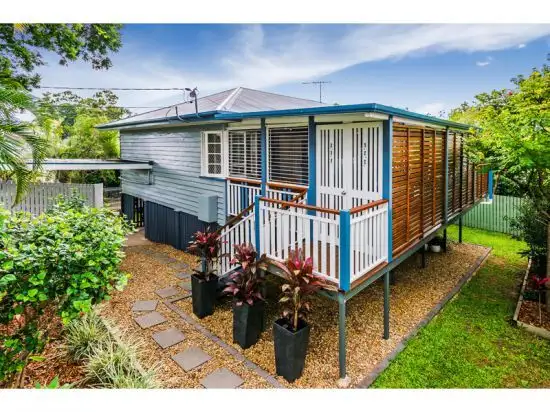 26 Fry Street, Holland Park QLD 4121