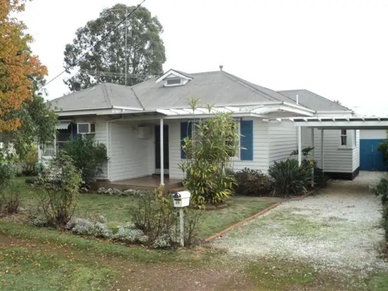 Main view of Homely house listing, 29 Gordon Street, Hamilton VIC 3300
