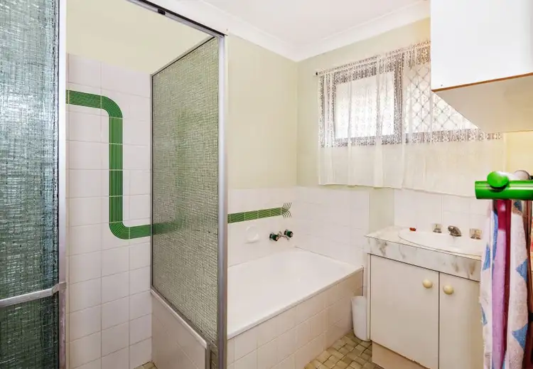 Fifth view of Homely house listing, 1 Glen Nevis Street, Mansfield QLD 4122