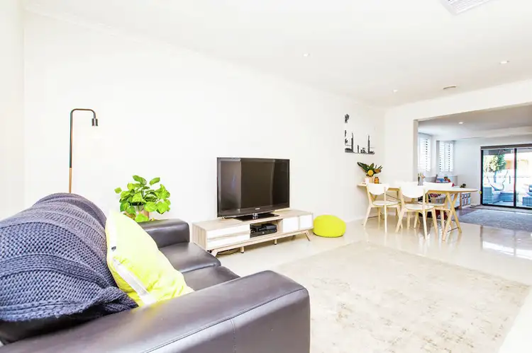 Third view of Homely house listing, 6 Ilex Street, Lake Albert NSW 2650