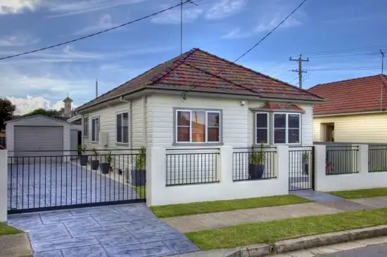 23 Melville Rd, Broadmeadow NSW 2292