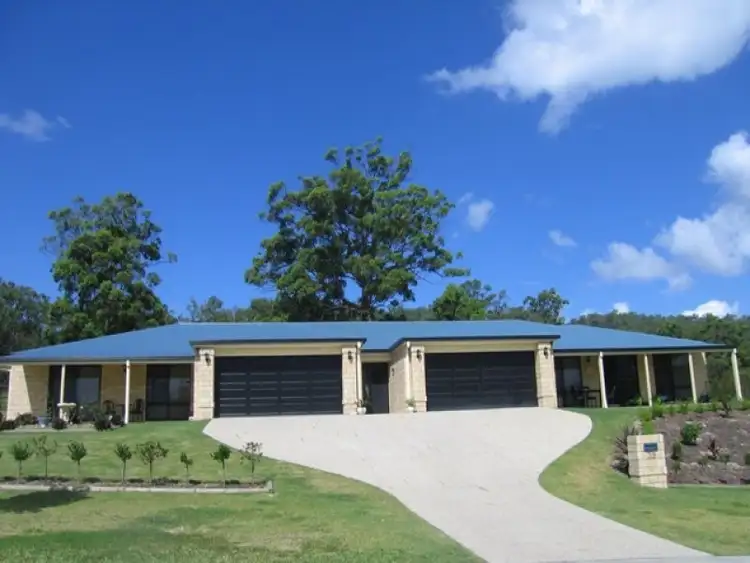 39 Ginger Rogers Rd, Maudsland QLD 4210