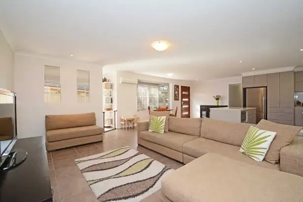 Third view of Homely house listing, 6 Seppelt Close, Eleebana NSW 2282