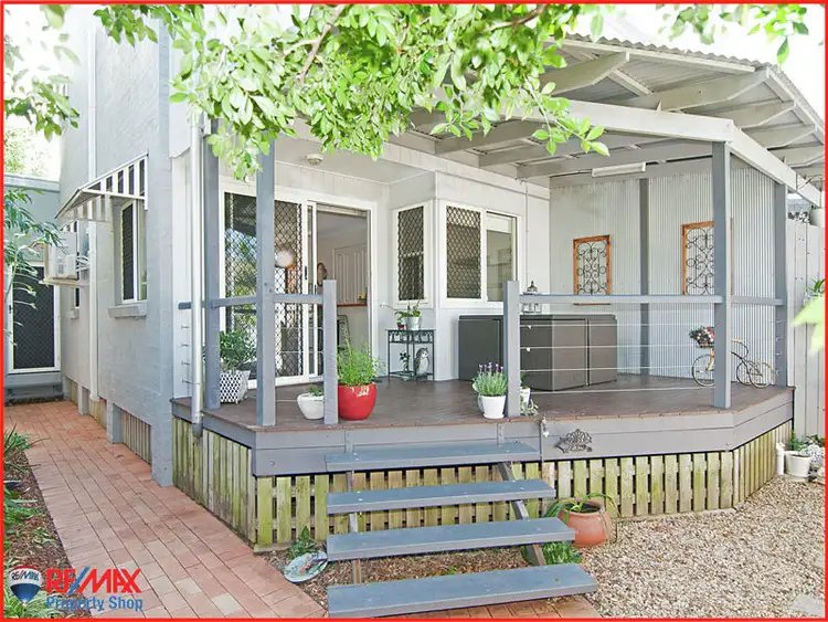 3/27 Fifth Avenue, Sandgate QLD 4017