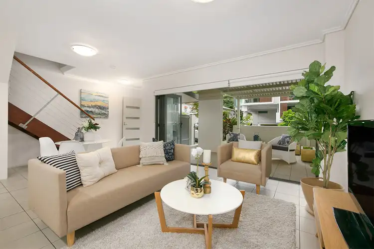 2016/18 Manning Street, Milton QLD 4064