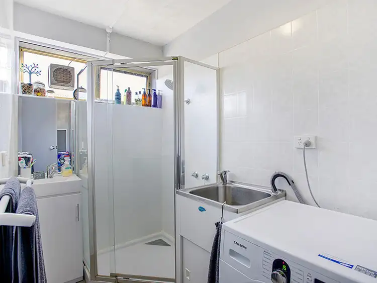Sixth view of Homely apartment listing, 1/142 Hoffmans Road, Essendon North VIC 3041