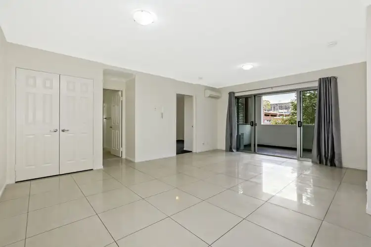 Fifth view of Homely unit listing, 8/14 Le Grand Street, Macgregor QLD 4109