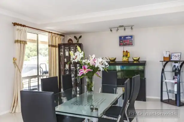 Fifth view of Homely house listing, 6 Eliza Place, Macquarie Hills NSW 2285