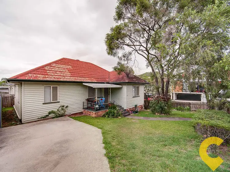30 Wotton Street, Camp Hill QLD 4152