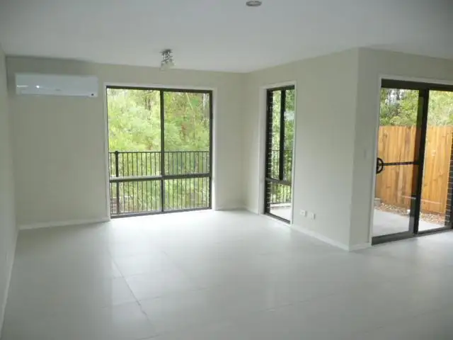 5 Catalunya Court, Oxenford QLD 4210