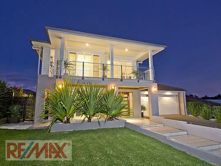 7 Crossing Drive, Eatons Hill QLD 4037