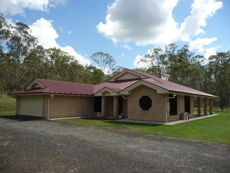 274 Poplar Street, Walloon QLD 4306