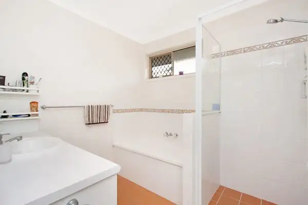 Fifth view of Homely house listing, 2/19 Albatross Cct, Tweed Heads West NSW 2485