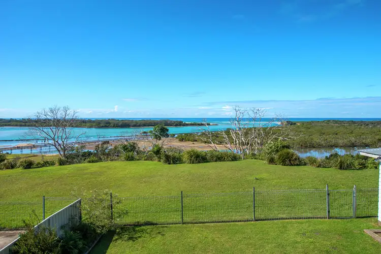 18 Morgo Street, Urunga NSW 2455