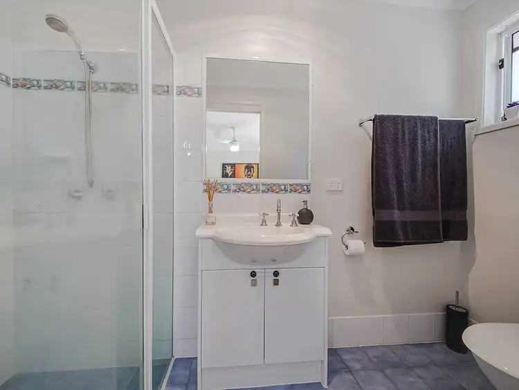 Seventh view of Homely house listing, 10 Maybelene Close, Wynnum West QLD 4178