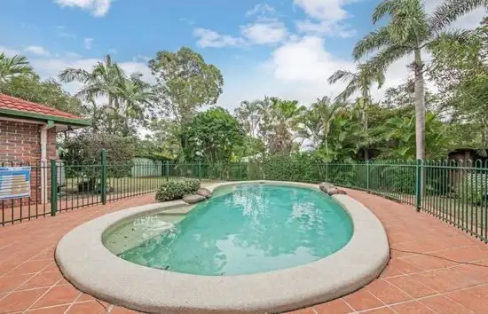 7 Riverside Cct, Bellmere QLD 4510