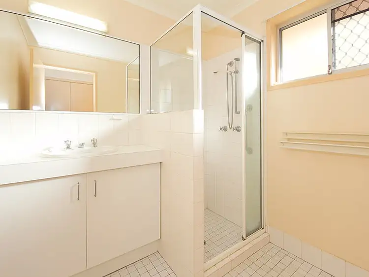 Fourth view of Homely villa listing, 8/143 Northcote Street, Brighton QLD 4017