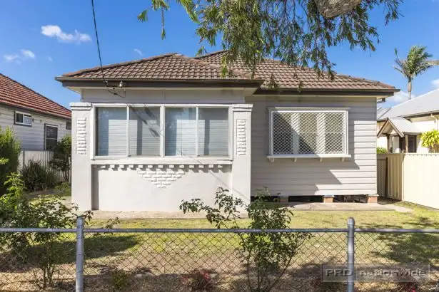 15 Miller Street, Mayfield West NSW 2304