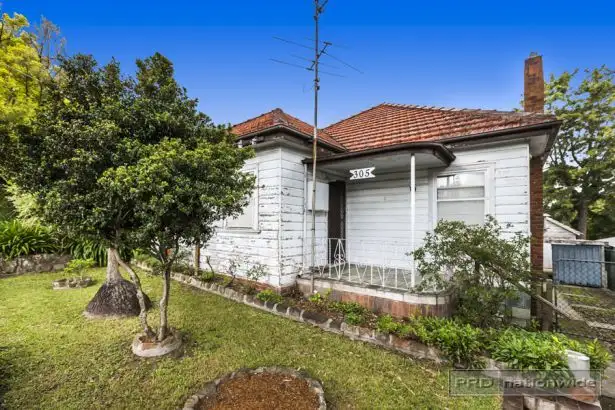Main view of Homely house listing, 305 Lake Road, Glendale NSW 2285