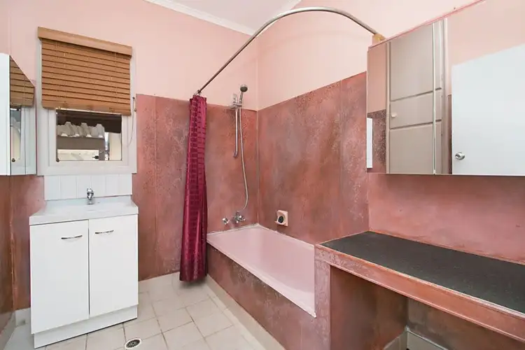 Fifth view of Homely house listing, 2 Floral Avenue, Tweed Heads South NSW 2486