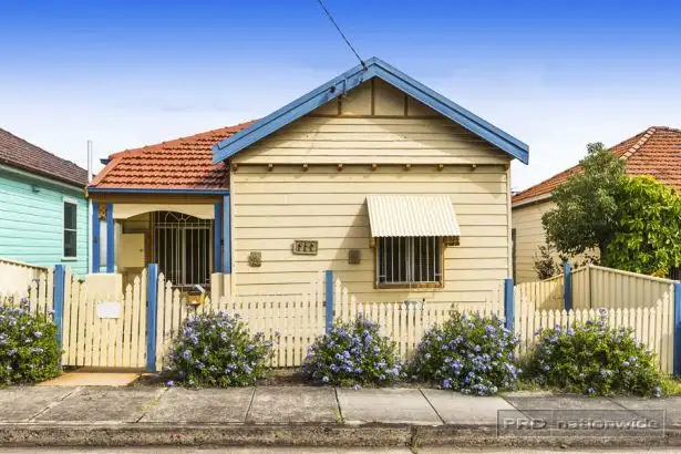 Main view of Homely house listing, 4 Cross Street, Mayfield NSW 2304
