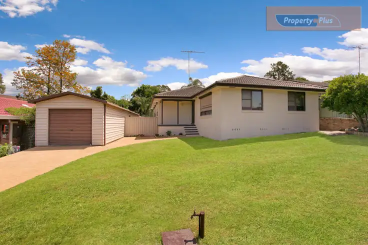 32 Explorers Way, St Clair NSW 2759