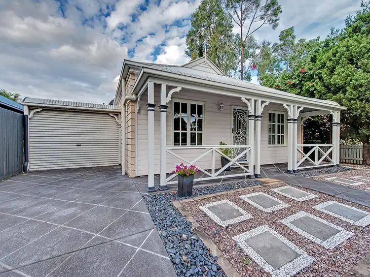 1 Mapleton Crescent, Forest Lake QLD 4078