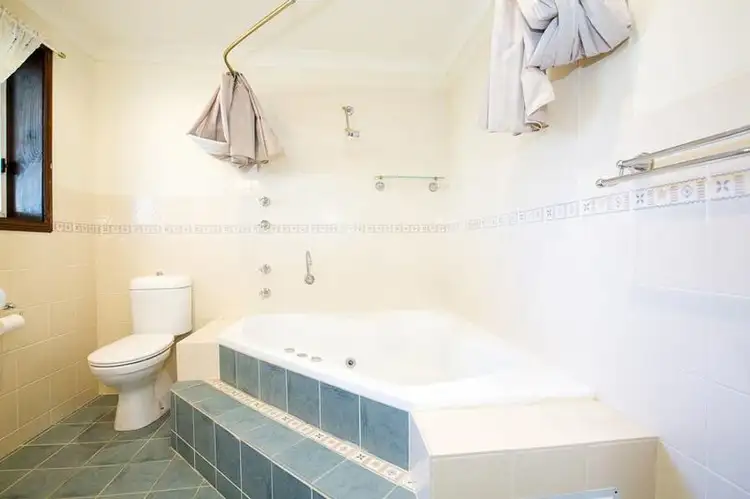 Sixth view of Homely house listing, 5 Pinot Place, Minchinbury NSW 2770