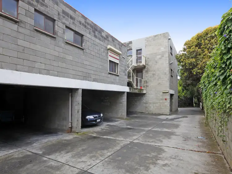 4/144 Nicholson St, Coburg VIC 3058