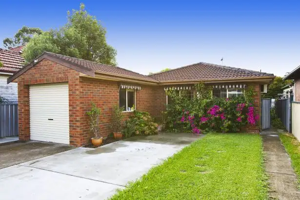 84 Roe Street, Mayfield NSW 2304
