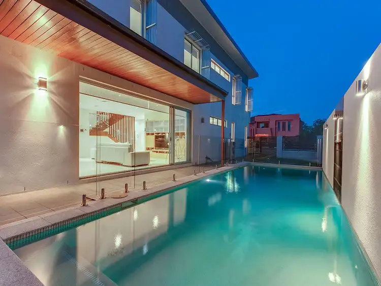 10 Hoop Pine Place, Sunnybank Hills QLD 4109