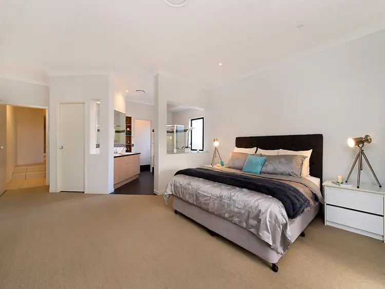 Sixth view of Homely house listing, 21 Flindersia Crescent, Seventeen Mile Rocks QLD 4073