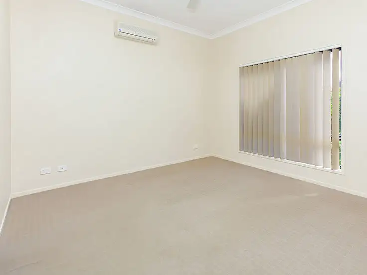 Sixth view of Homely house listing, 5 PARK EDGE DRIVE, Springfield Lakes QLD 4300