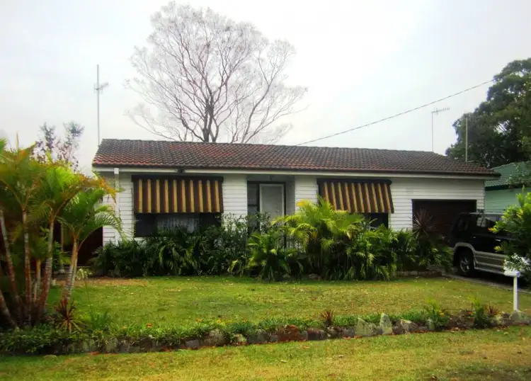 83 Robson Street, Gorokan NSW 2263
