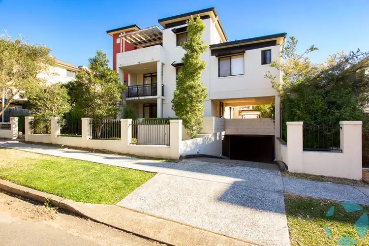 2/170 Bridge Road, Westmead NSW 2145